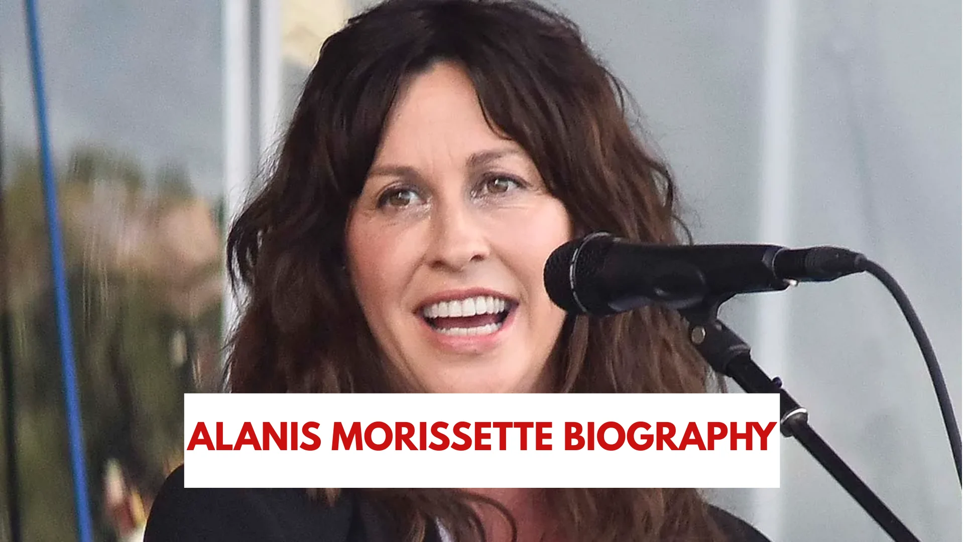 Alanis Morissette Biography